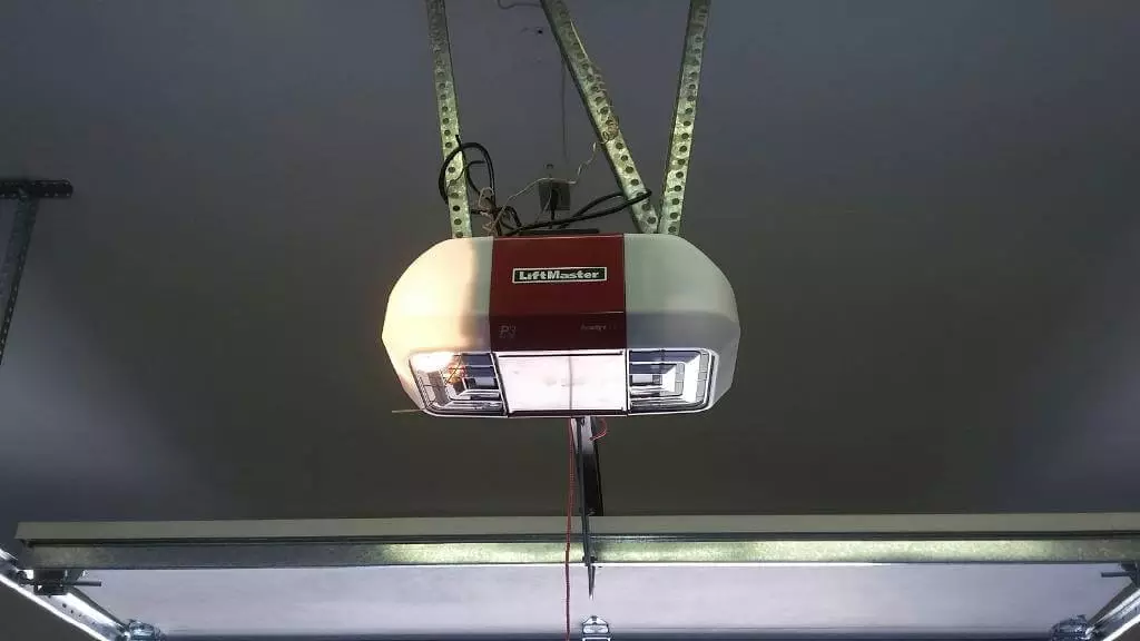 Chain Drive Garage Door Opener